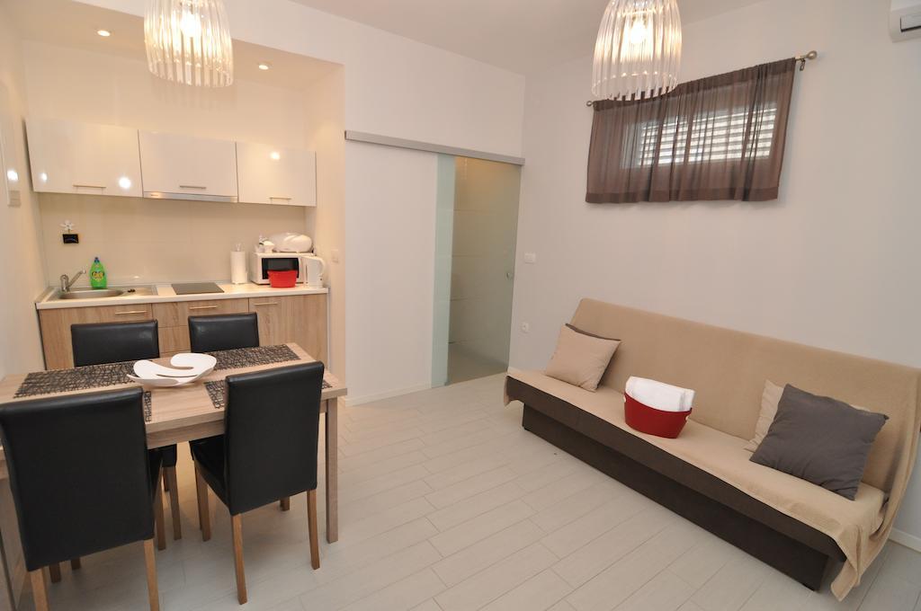 Zadar Street Apartments And Room Bagian luar foto